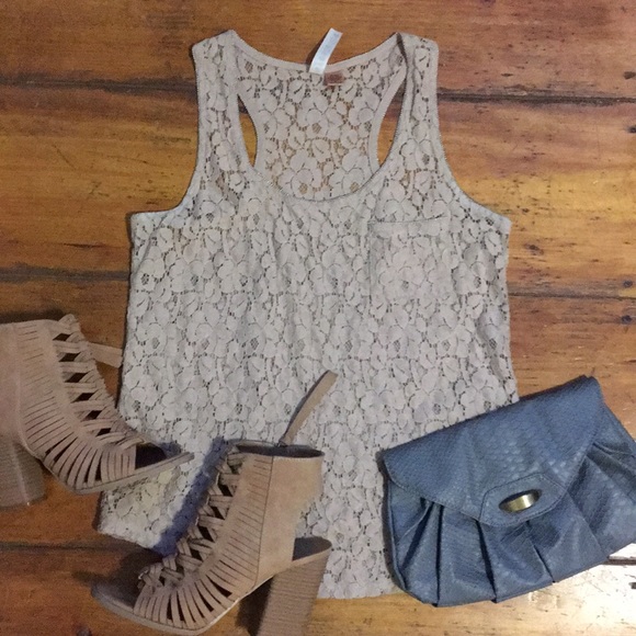 Eyeshadow Tops - 💜3 for $10💜Beige lace tank with silver detail